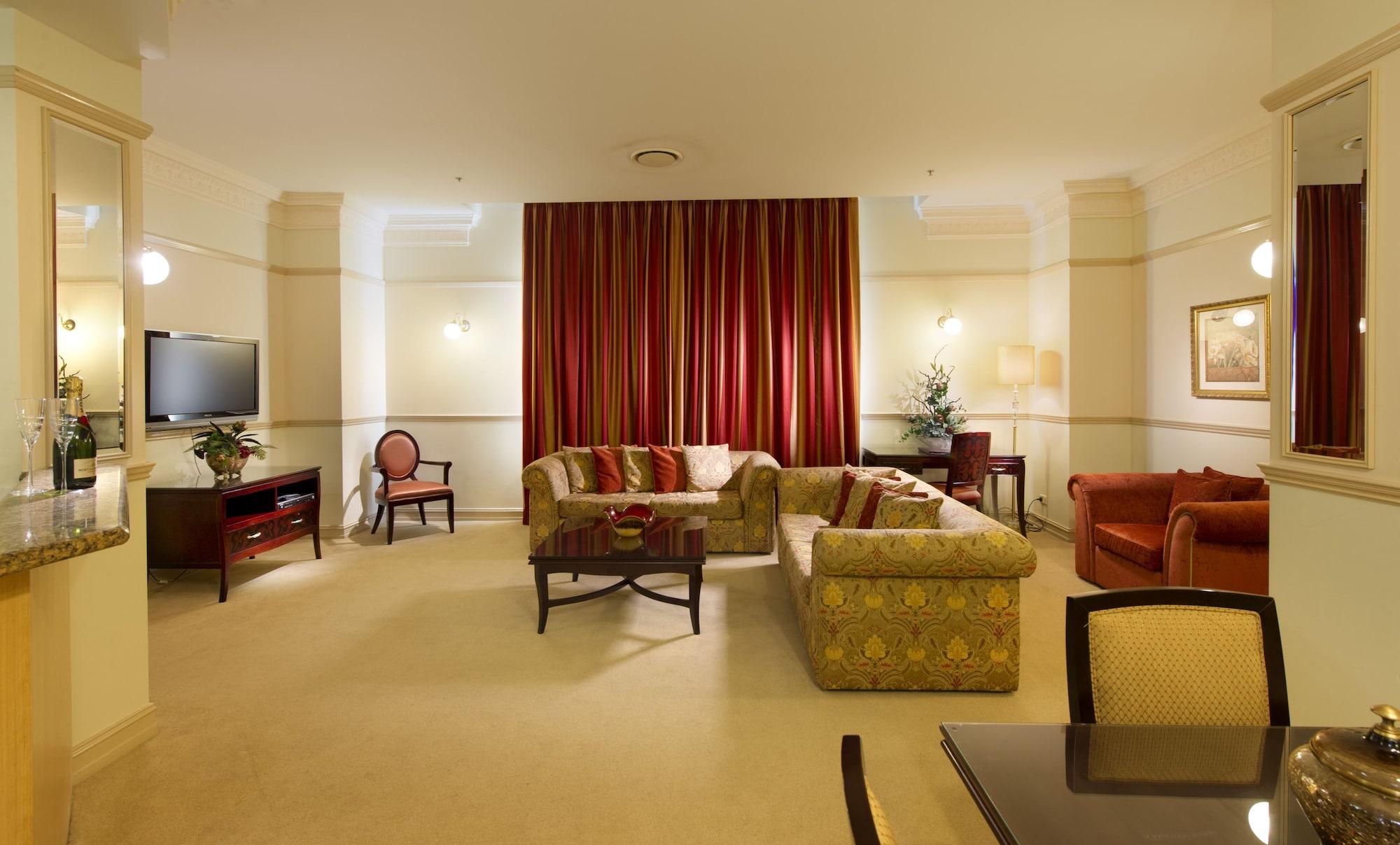Royal Hotel