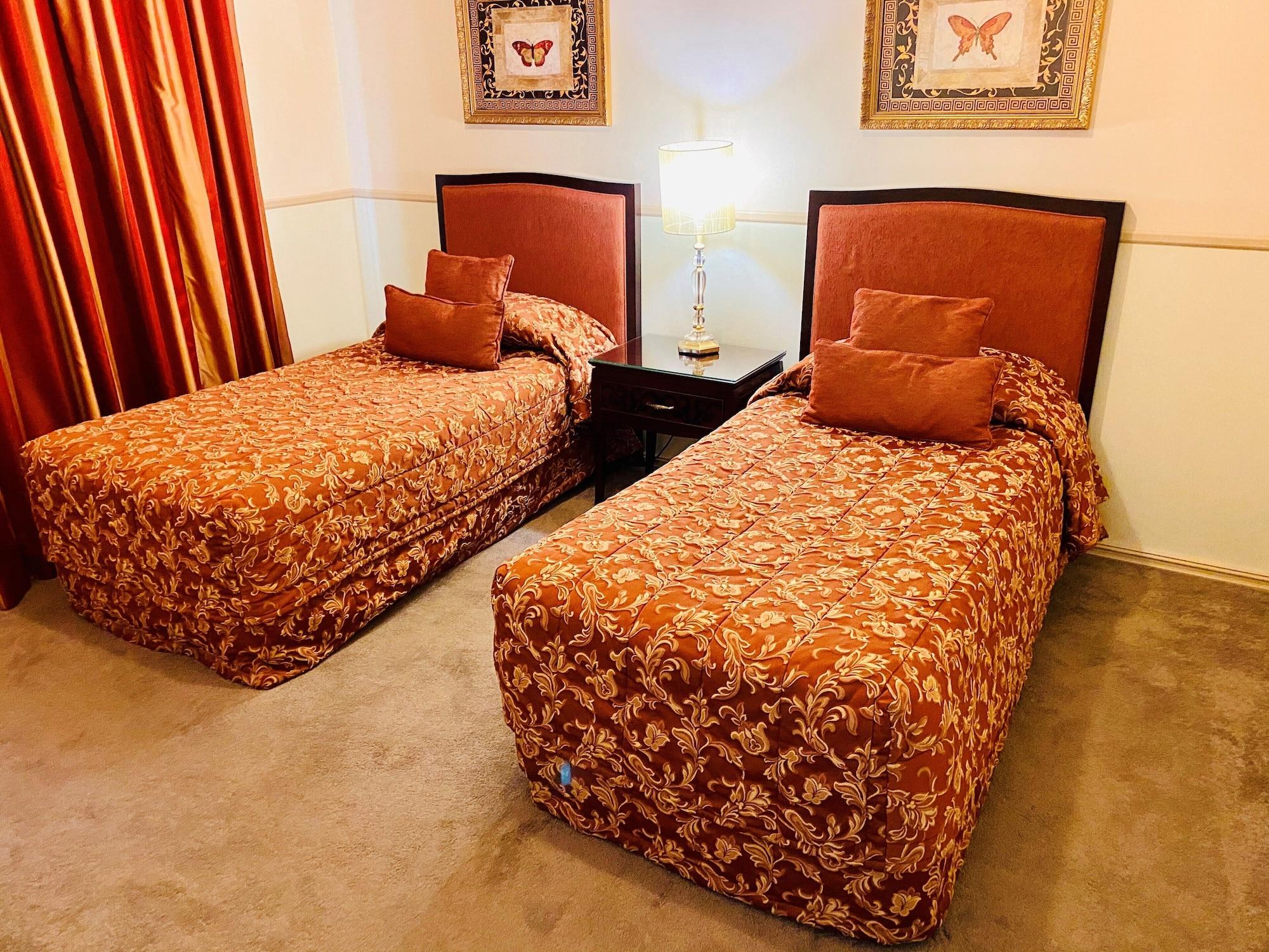 Royal Hotel