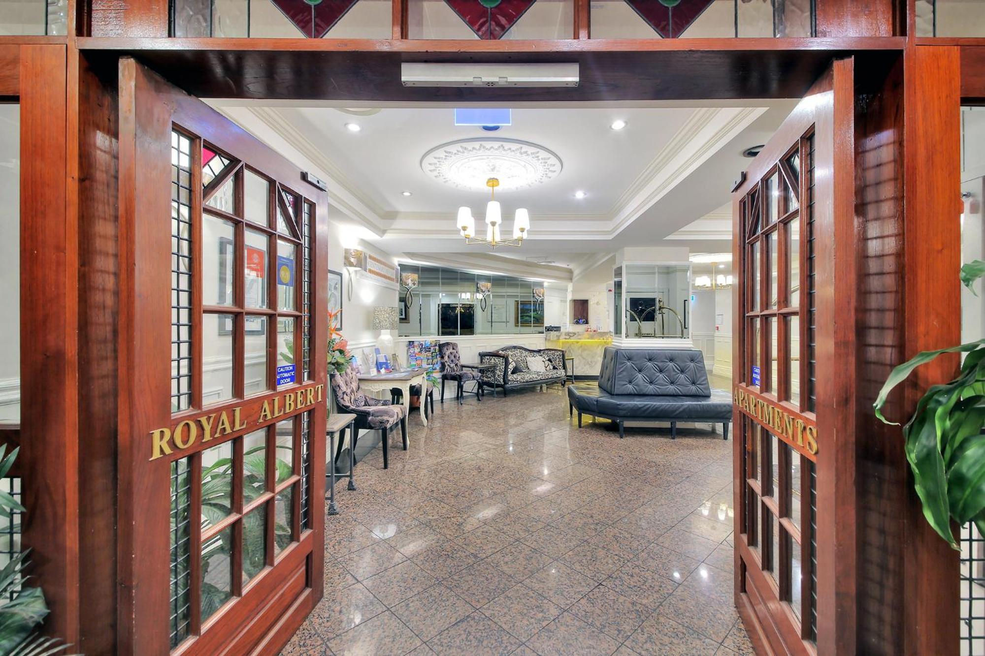 Royal Hotel